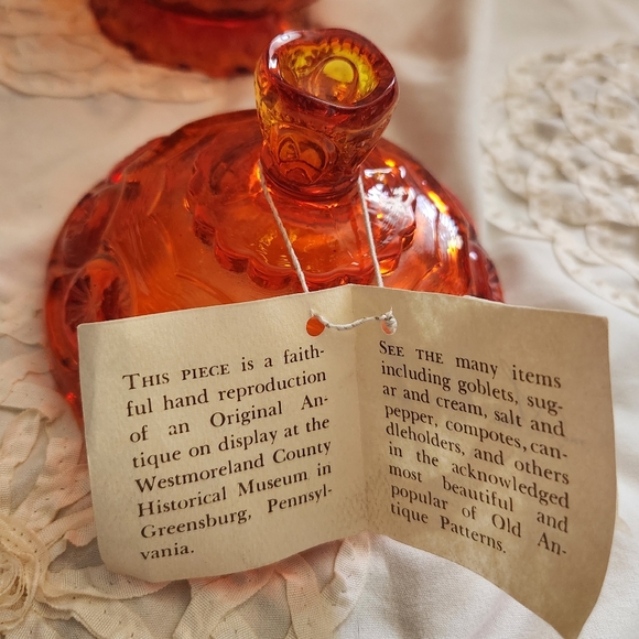 L E Smith Moon & Stars Amberina Candy Dish with Lid - Picture 6 of 10